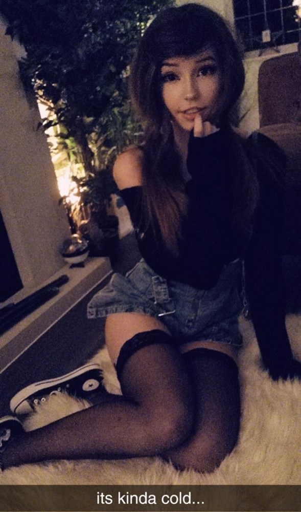 Белль Дельфин голая. Фото - 35