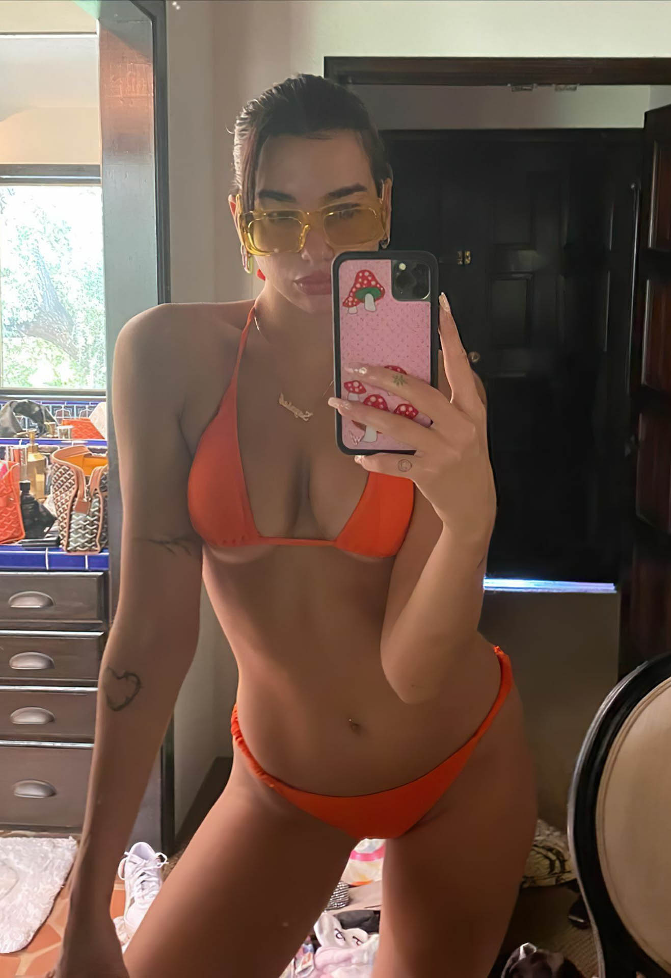 Дуа Липа голая. Фото - 187