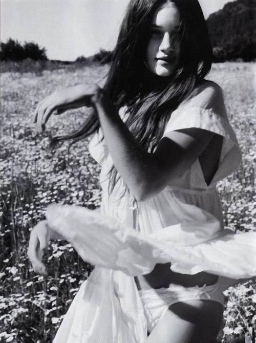 Роузи Хантингтон-Уайтли голая. Фото - 6