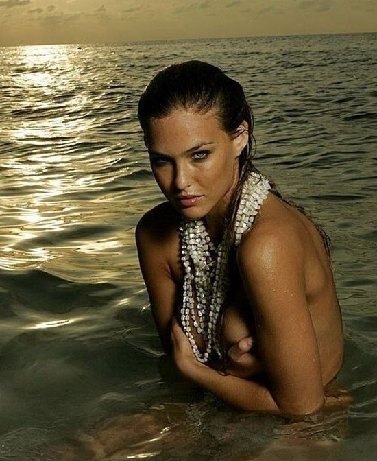 Бар Рафаэли голая. Фото - 12