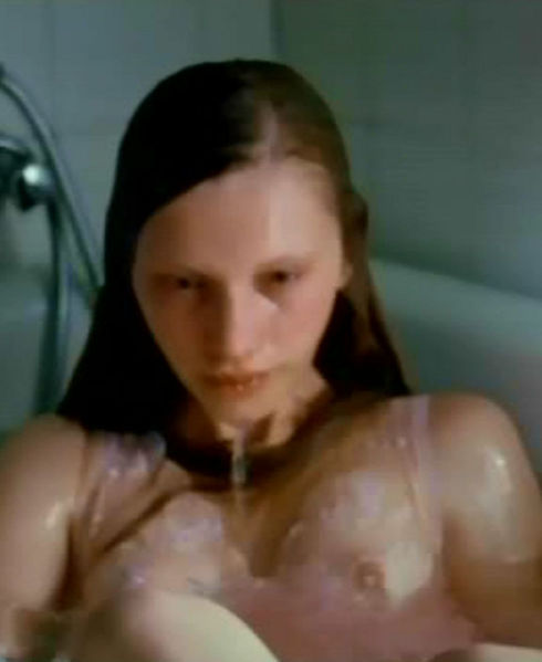 Агата Бузек голая. Фото - 5