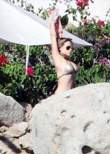 Алиция Бахледа голая. Фото - 26