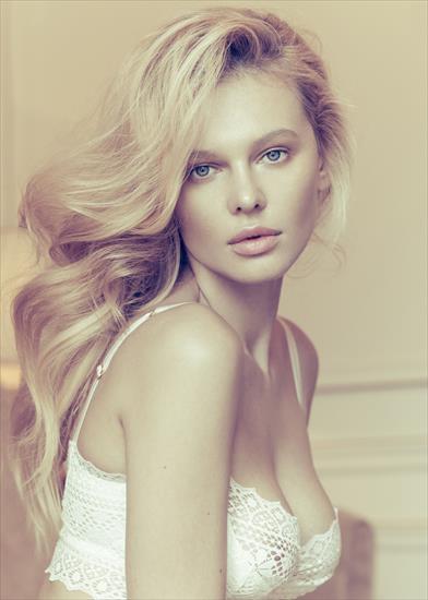 Алиша Ручала голая. Фото - 38