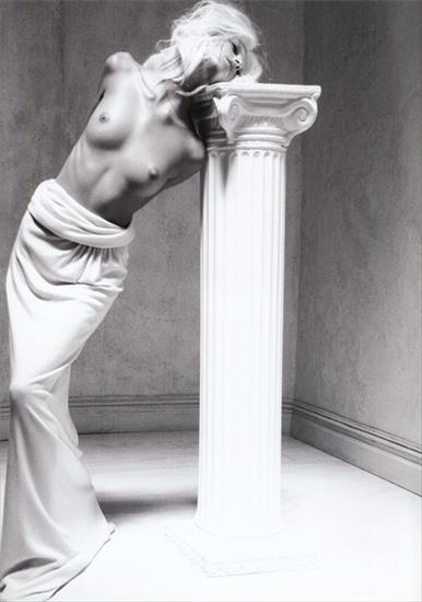 Аня Рубик голая. Фото - 17