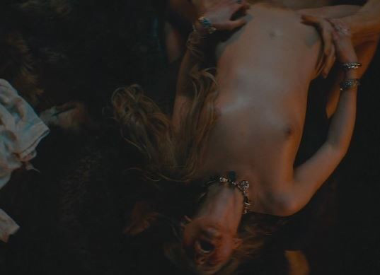  голая. Фото - 15