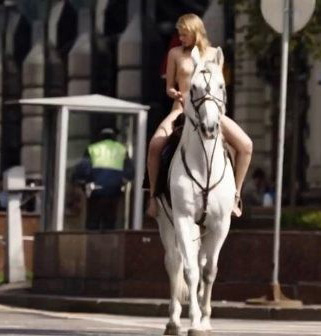  голая. Фото - 19