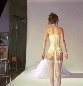  голая. Фото - 3