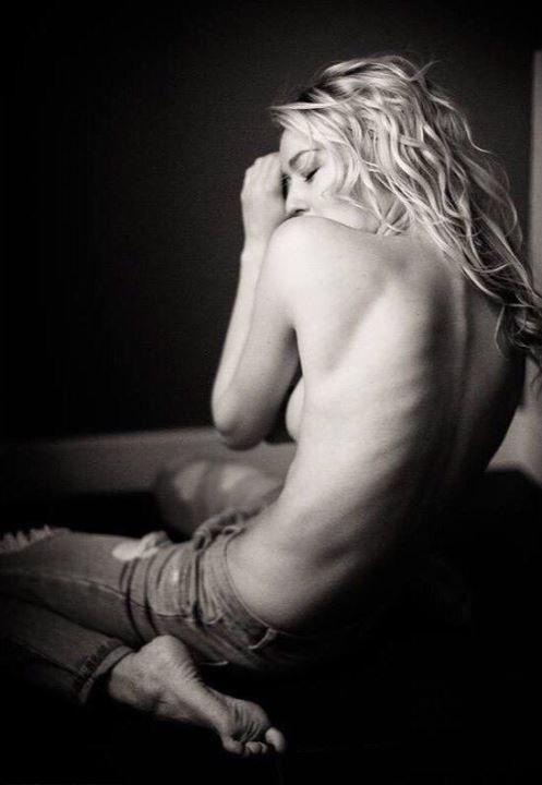  голая. Фото - 9