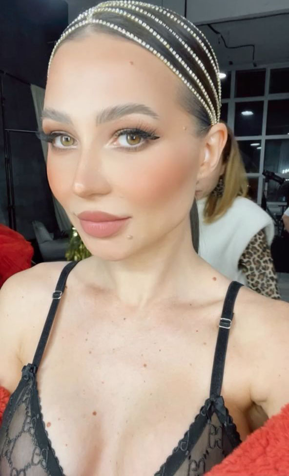  голая. Фото - 14