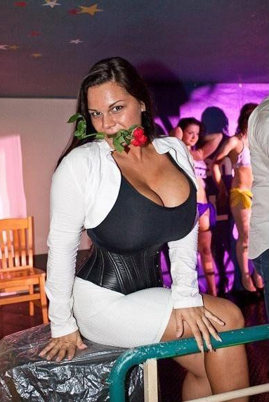  голая. Фото - 2