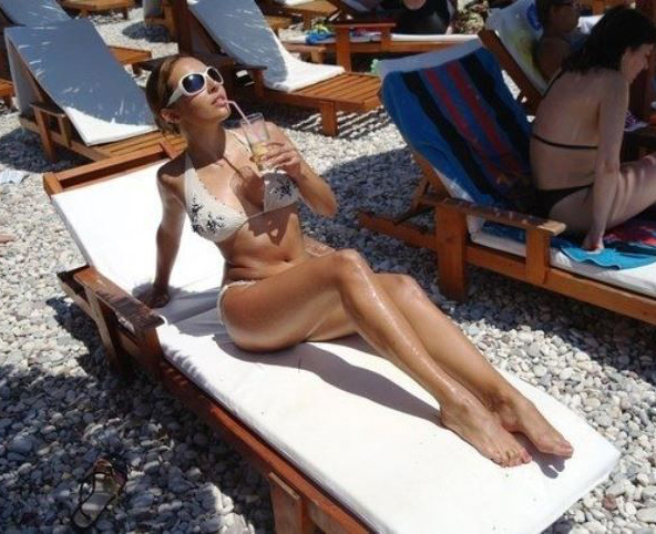  голая. Фото - 23