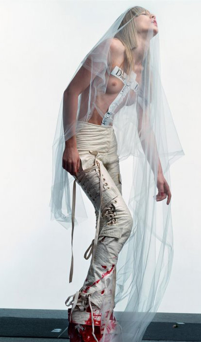  голая. Фото - 22