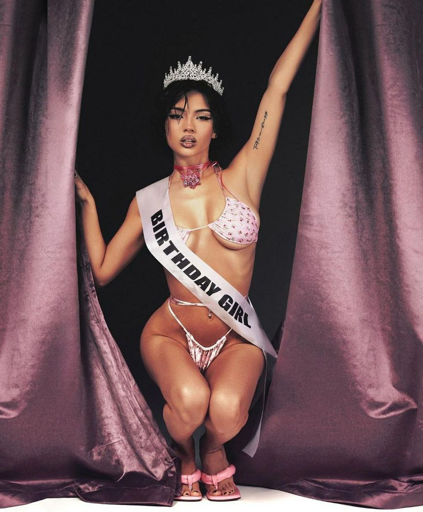  голая. Фото - 10