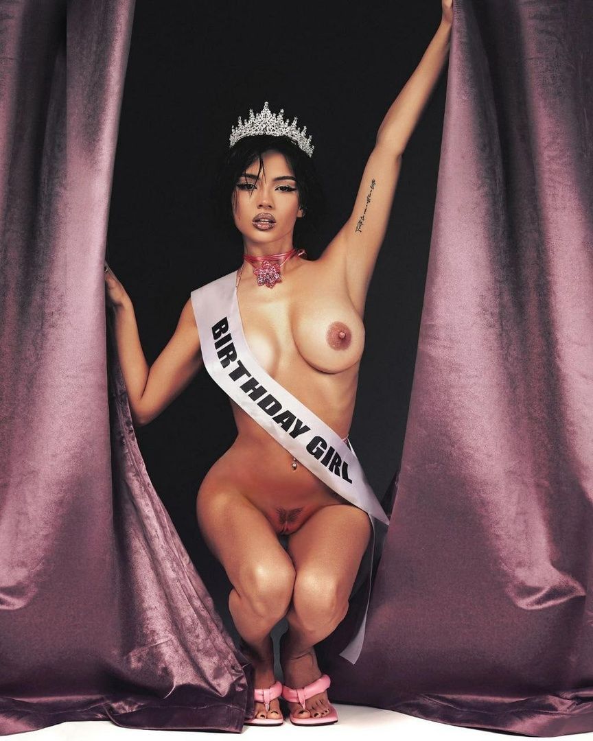  голая. Фото - 51