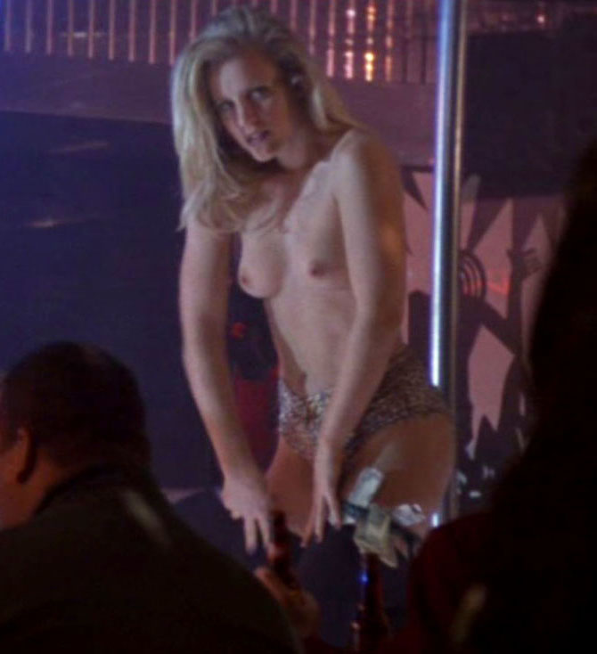 Бриттни Пауэлл голая. Фото - 4