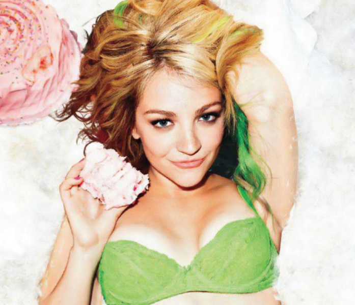 Эбби Эллиотт голая. Фото - 1