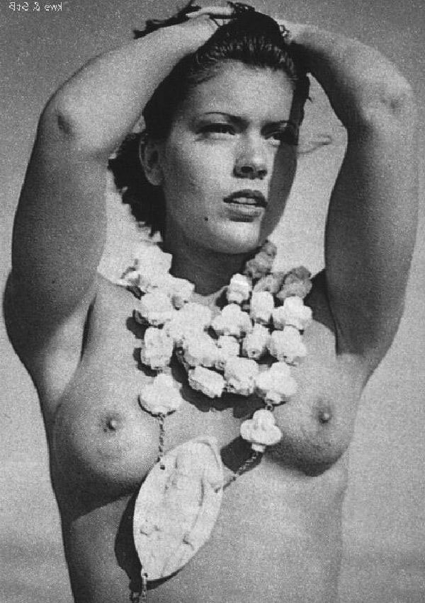 Алисса Милано голая. Фото - 14