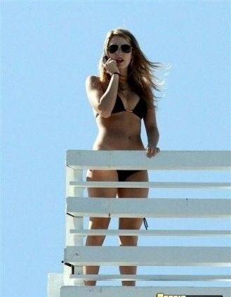 Блейк Лайвли голая. Фото - 6