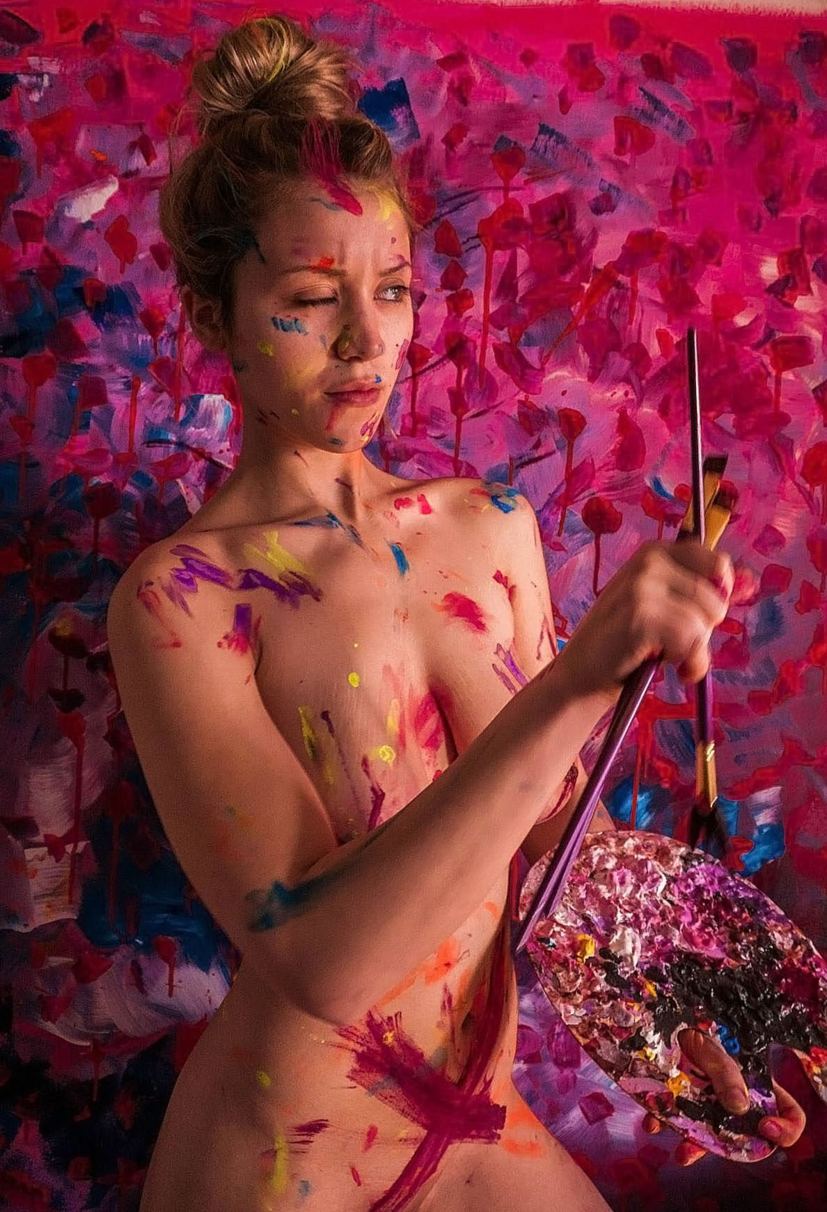 Кэйли Кауэн голая. Фото - 46