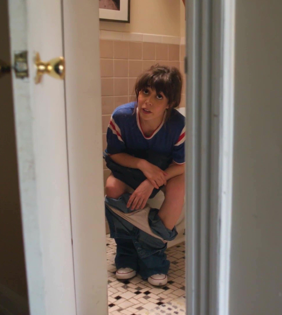 Кристин Милиоти голая. Фото - 10