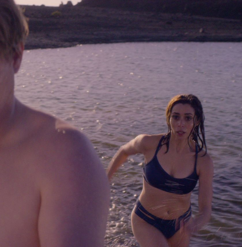 Кристин Милиоти голая. Фото - 22