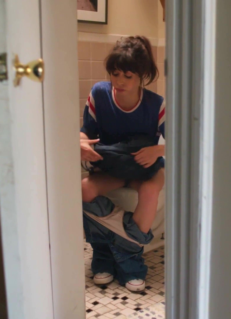 Кристин Милиоти голая. Фото - 7