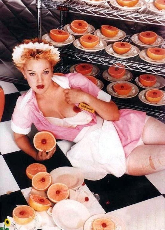 Дрю Бэрримор голая. Фото - 25