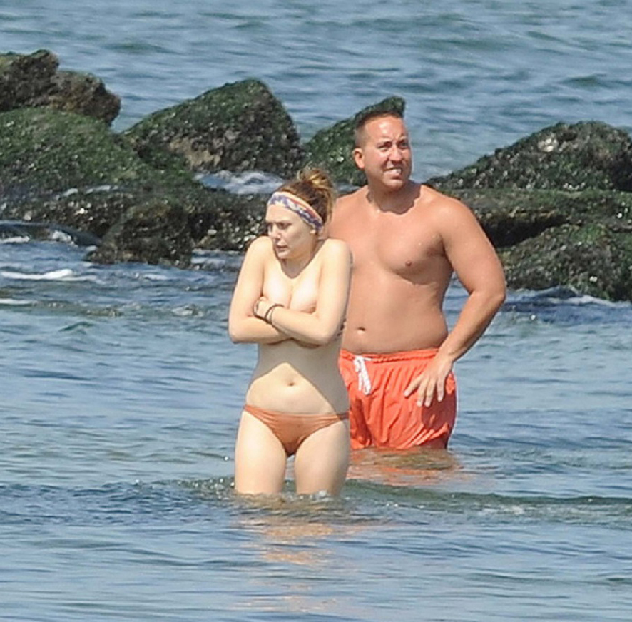 Элизабет Олсен голая. Фото - 2