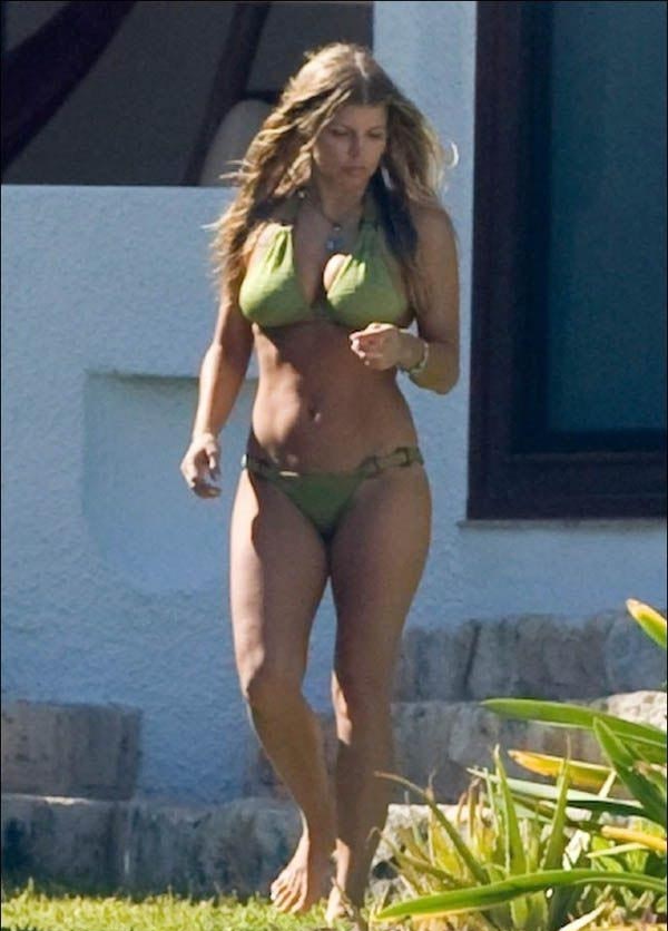 Ферги голая. Фото - 1