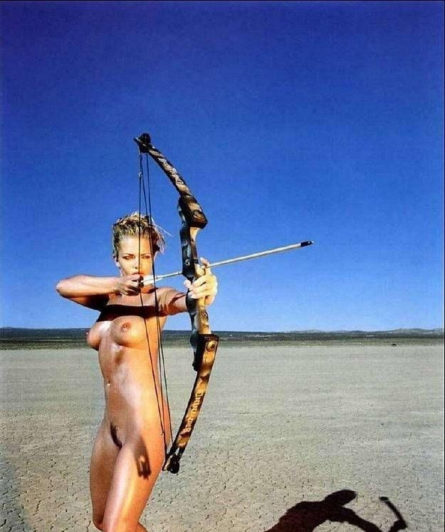 Джейми Прессли голая. Фото - 8