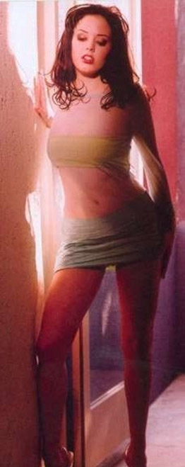 Роуз Макгоуэн голая. Фото - 32